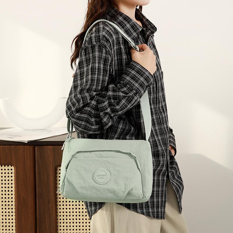 Lightweight Waterproof Commuter Bag Women's Large Capacity Shoulder Bag