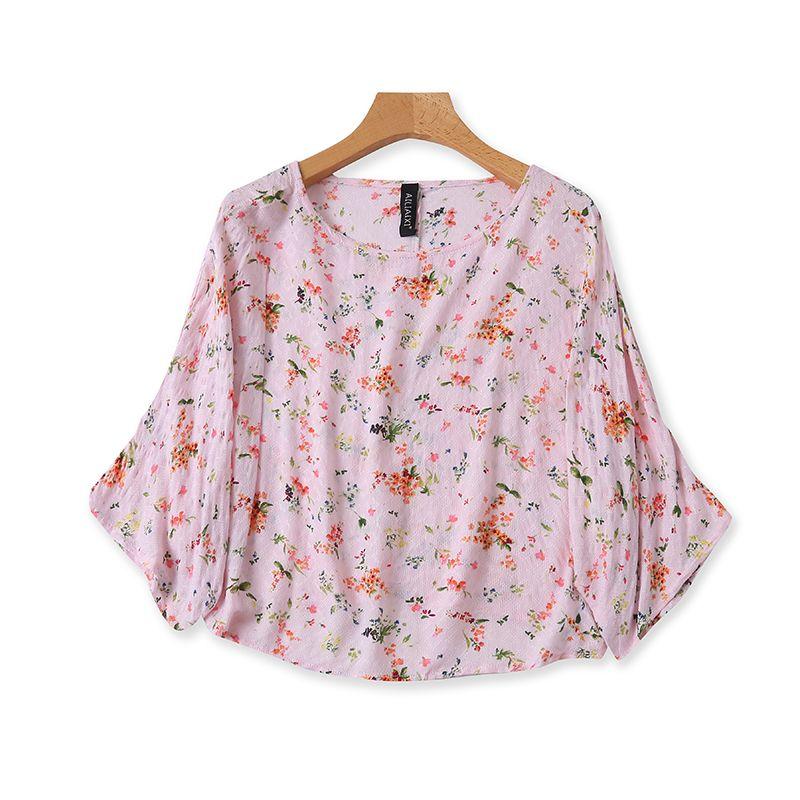

Floral Print Pullover Base Casual Slim Looking Top Batwing Shirt Foundation with flowers M