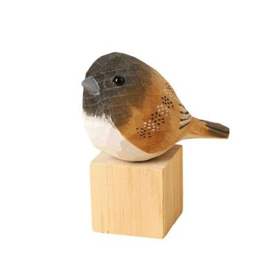 Carving Colorful Bird Statue Natural Texture Decorative Piece with Block Gift For Shelf Or Windowsill