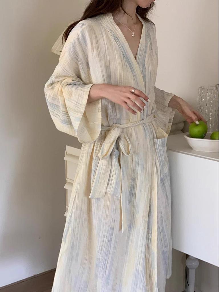 Heart Plaid Loose Mid-Length Pajamas Bathrobe - Cozy, Casual Homewear for Autumn and Spring