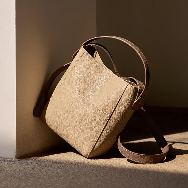 Mrs. Qiao 2025 New High-End Leather Handbag Bucket Bag Women's Crossbody Bag Genuine Leather Women's Shoulder Bag