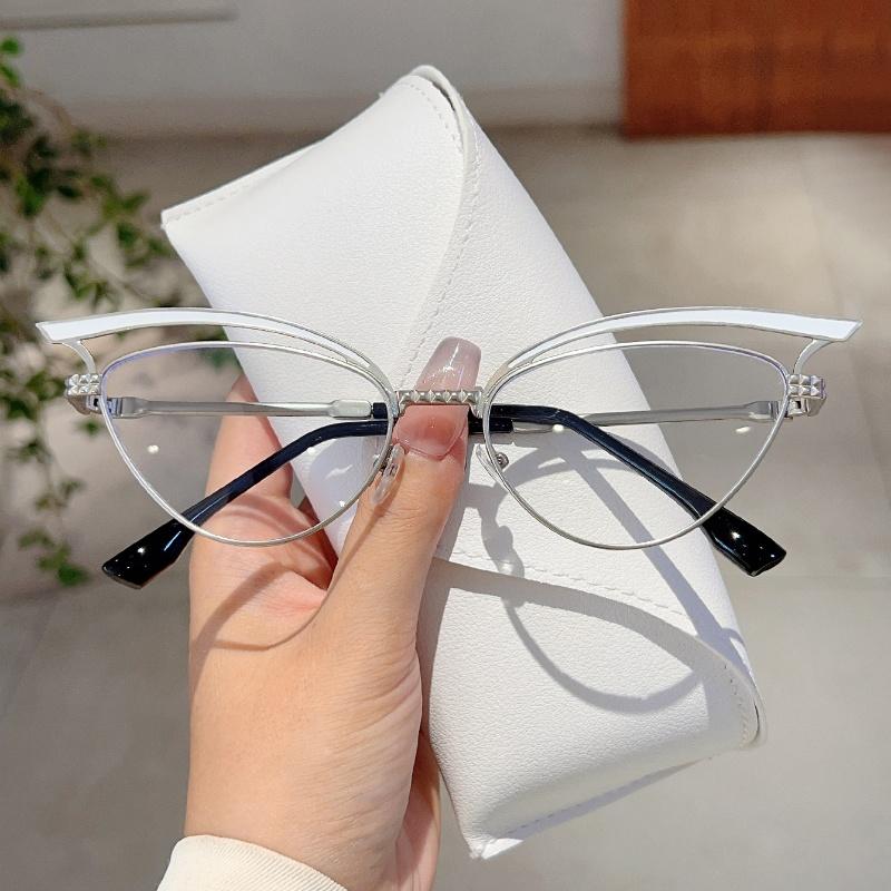 Vintage Cat Eye Glasses Women Fashion Hollowed Blue Light Blocking Eyewear Trendy Brand Design Decorative Eyeglasses