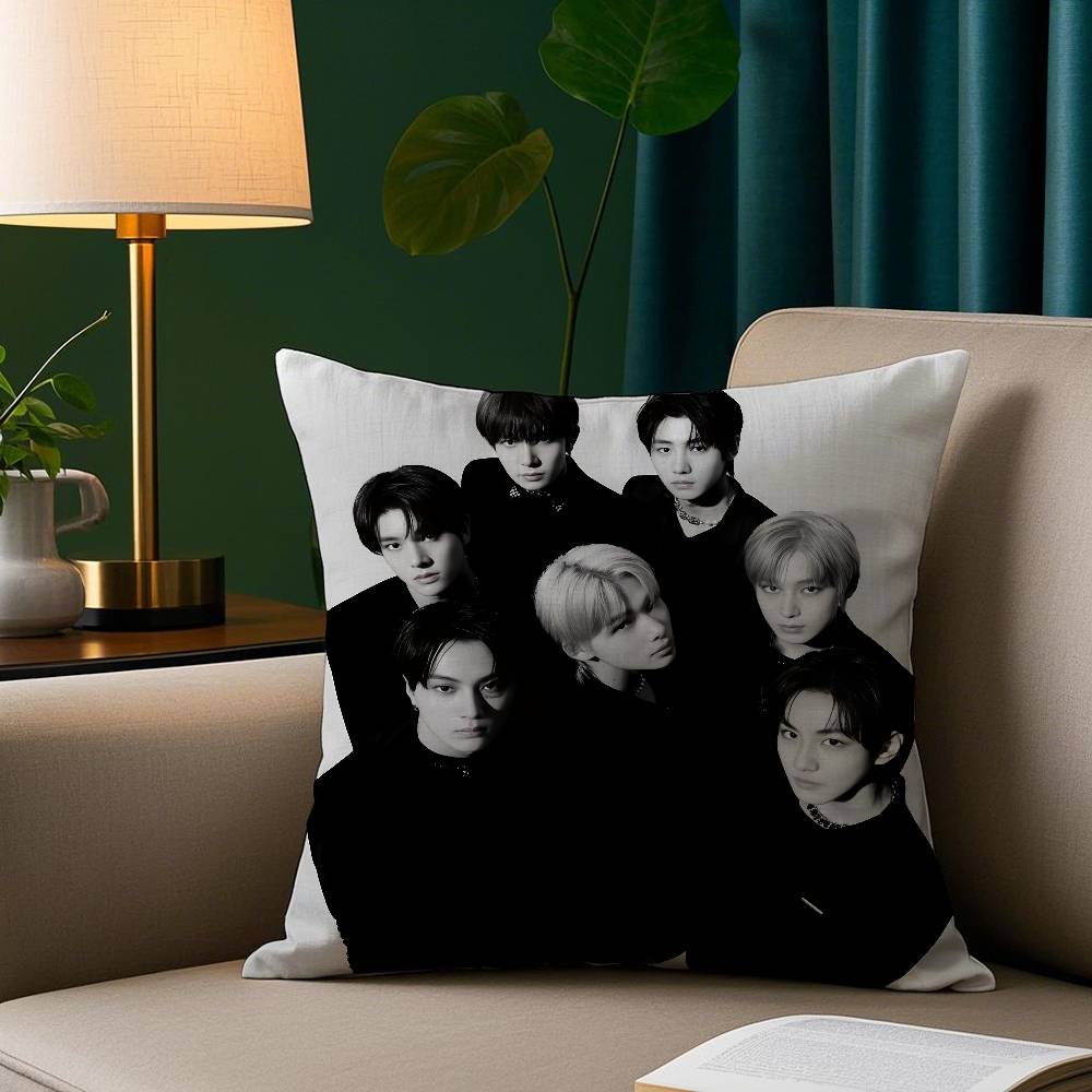 Kpop E-Enhypens Pillow Case Short Plush Print Cushion Cover Square Throw Pillow Covers Sofa Home Decor