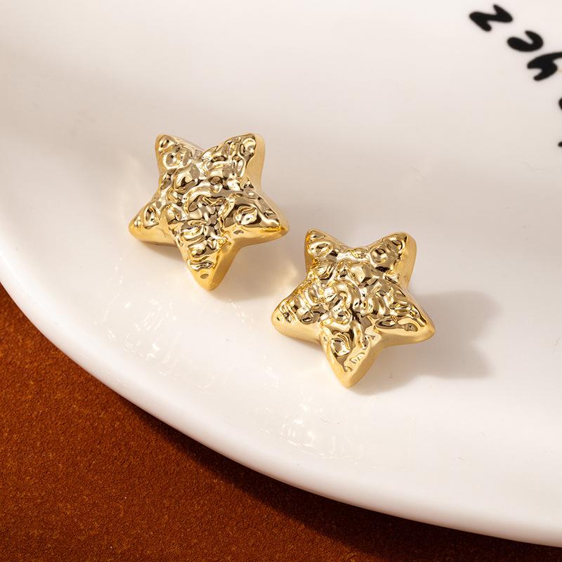 High-End Leichter Luxus Textur Blatt Ohrringe Metall Wind Personalisiert Dreidimensional Ccb Mehrschichtig Übertrieben Mehrschichtig Blume Ohrringe