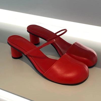 2025 Nouvelles Sandales Mules d'Été à Bout Couvert pour Femmes Élégantes à Enfiler Singbacks Slides Dames Extérieur Street Style Sandales