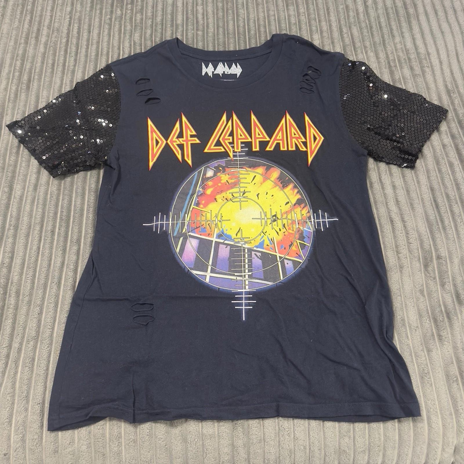 

Def Leppard T Shirt Womens S Black Sequin Sleeves Graphic 80s Classic Rock S