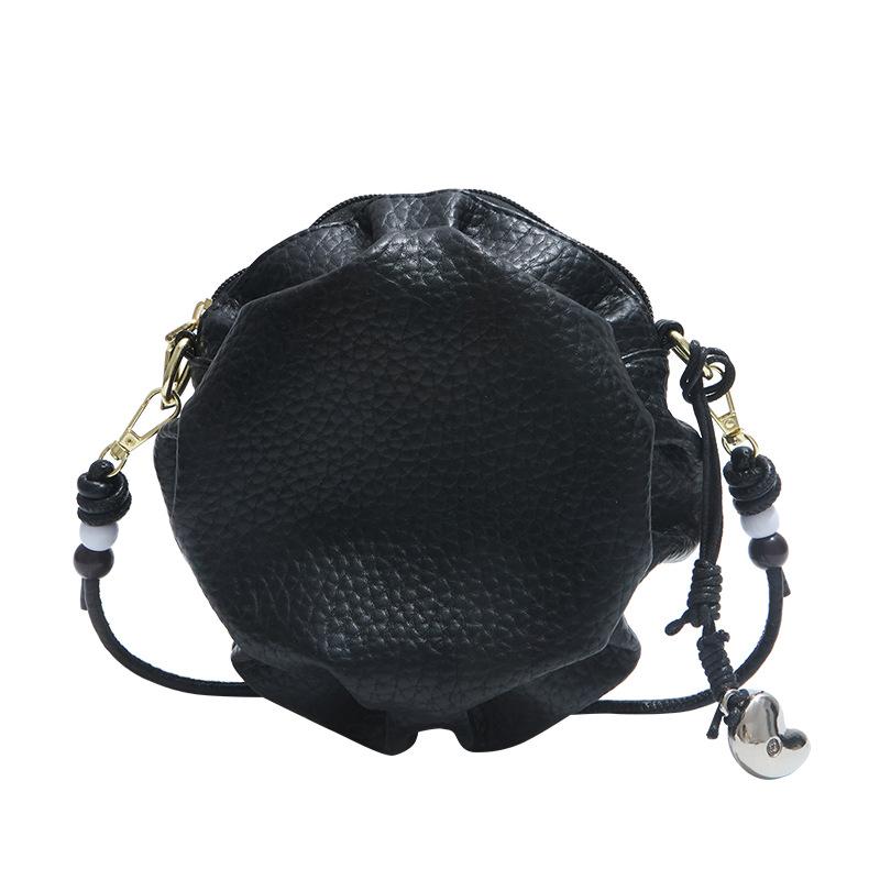 Niche Design Bag Women's Summer Versatile 2025 New Fashion Shoulder Messenger Bag Korean Version Pleated Bag Small Round Bag