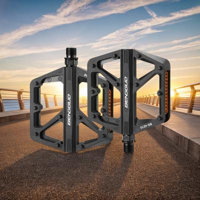 Double DU Bearing Nylon Bicycle Pedals with Reflector Mountain Road Bike Flat Pedals Bicycle Platform Pedals Bike Accessories