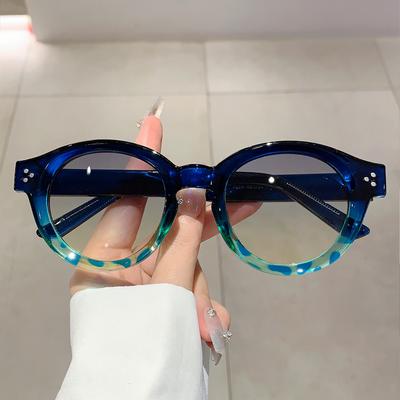 Vintage kulaté sluneční brýle, nové ve stylových vícebarevných barvách pro ženy, trendy módní značkové brýle s gradientním designem