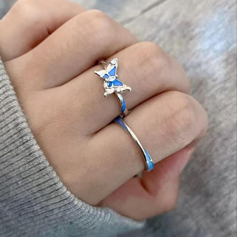 New Luxury Temperament Rhinestone Rings Vintage Irregular Metal Open Finger Rings For Women Party Jewelry Accessories Gifts