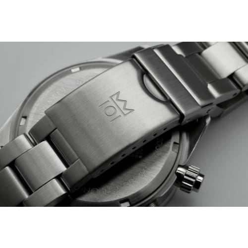 HYAKUICHI 101 No.13 Classic Chronograph No Date Center Chronograph White Panda