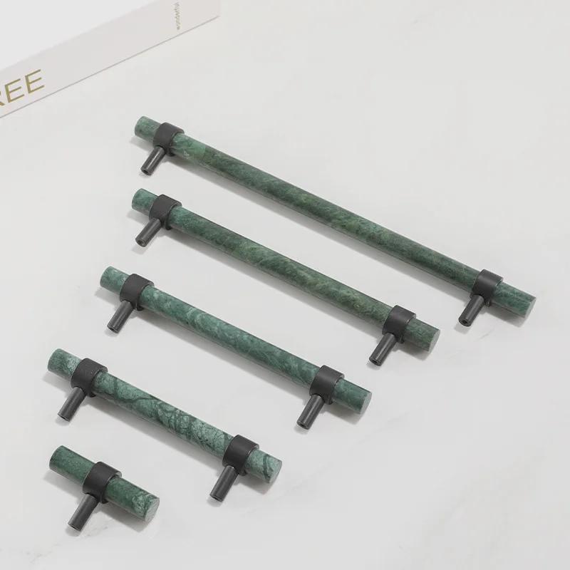 Grüner Schrank Marmorgriff Schwarze Messingbeschläge Kleiderschrankgriff Naturstein Schubladenknöpfe Möbel Stangengriff