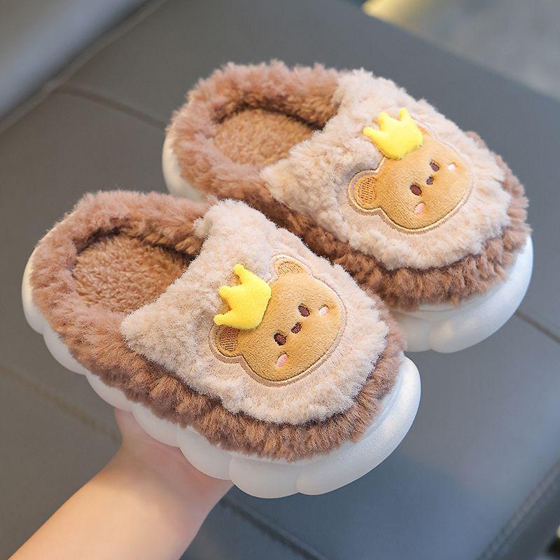 Children's Winter Plush Slippers - Warm, Furry, Thick-Soled, Cartoon Design for Boys, Girls, and Parents.