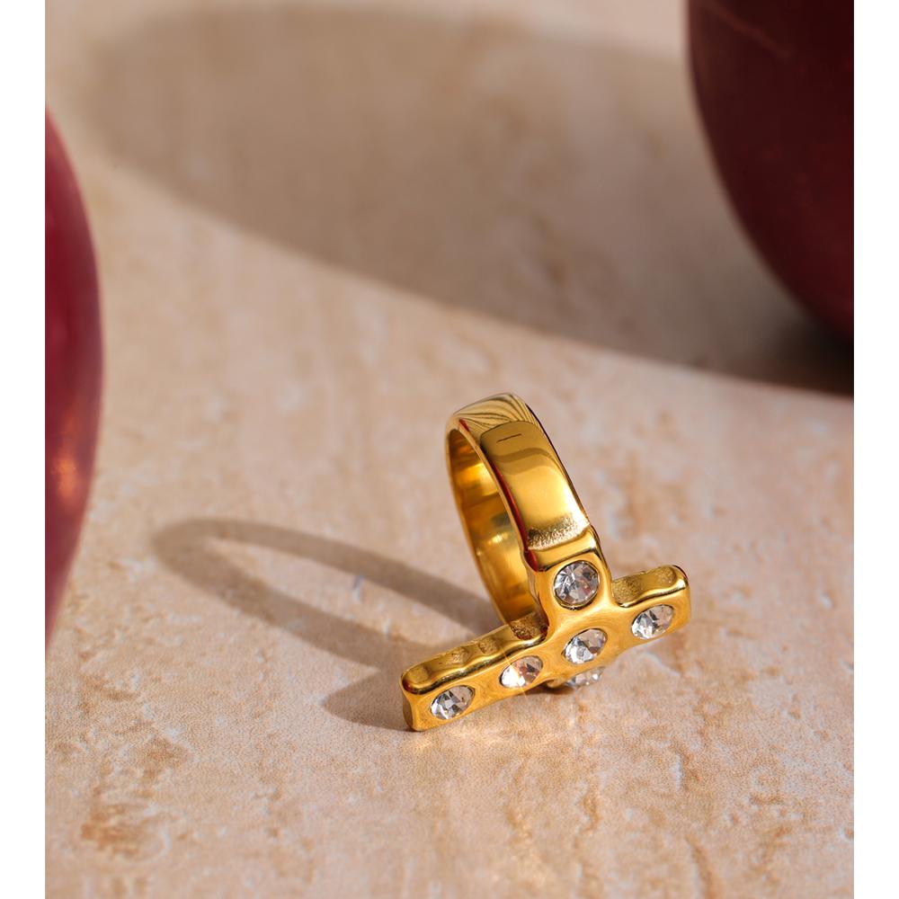 Eetit Size 7 Shiny Cubic Zirconia Cross Fashion Casting Ring for Women Golden PVD Stainless Steel Premium Jewelry Rust Proof