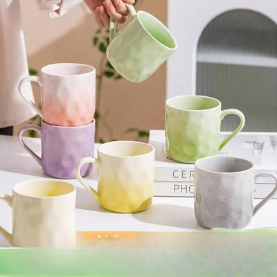Tazza con Manico Gradiente di Alto Valore e Senso del Design per Ragazze Tazza da Caffè per Uso Domestico Tazza per Bere Acqua Tazza da Collutorio per Coppia