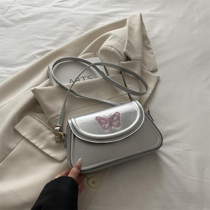 

Red Butterfly Underarm Small Square Bag Women 2025 New Niche Commuter One Shoulder Crossbody Wedding Bag Bridal Bag Tide серебряный