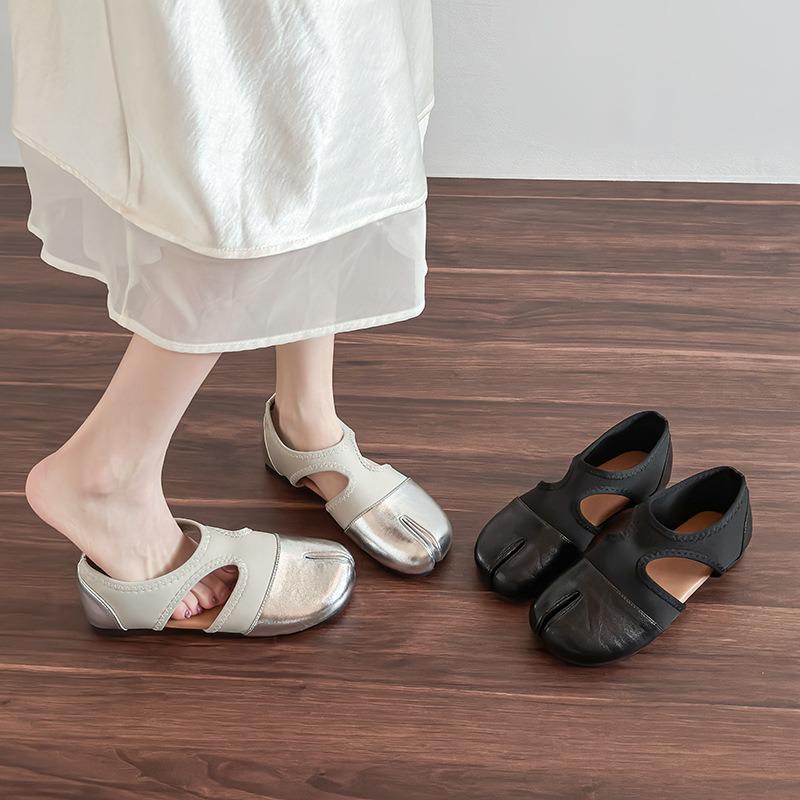 Jetzt verfügbar, sofortiger Versand! Französische Retro-Mules mit geteilter Zehenpartie 'Schweinshaxe' für Damen - Vielseitig, Stilvoll, Lederschuhe.