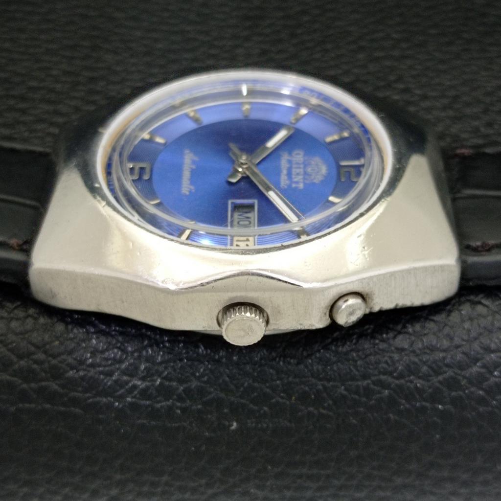 JAPAN VINTAGE ORIENT AUTOMATIC 46943 MENS BLUE COLOR DIAL WATCH a500722-5 R154-a500722