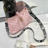 Embroidered rhombus buckle shoulder messenger women's bag, a new versatile light luxury Kelly bag
