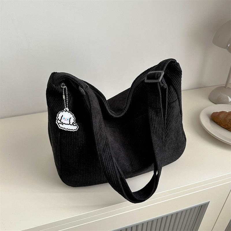 Modische, einfache Umhängetasche, Frühling, neue lässige Umhängetasche, Damen-Persönlichkeit und schöne Einkaufstasche mit großem Fassungsvermögen