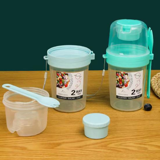 Salad Box Transparent Portable Separated Two Compartments Breakfast Cup Oatmeal Cereal Nut Yogurt Container with Fork School Lunch Box Food Storage