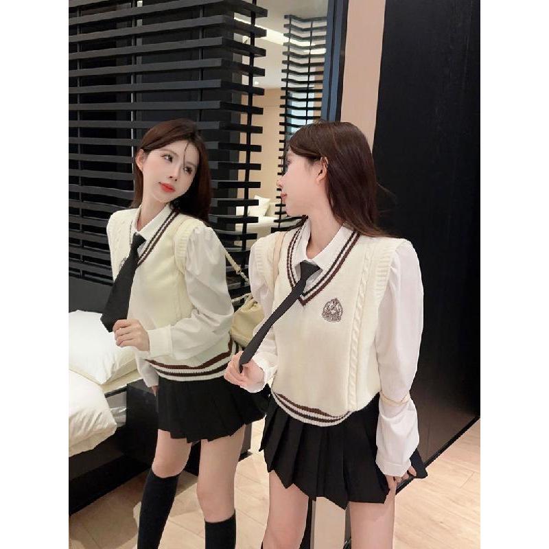Damen Strickweste im koreanischen Stil, einfarbiges Hemd & hochtaillierter plissierter Minirock 3-teiliges Set