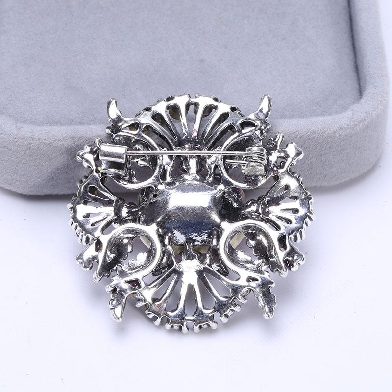 Wind Creative Personality Retro Brooch Corsage Export