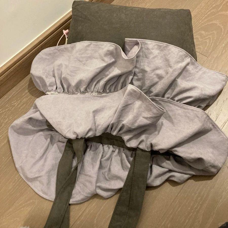 Single-shoulder Bag with Contrasting Colors, Ruffled Edges and Flower Bud Bag, Cute Style, Large-capacity Tote Bag