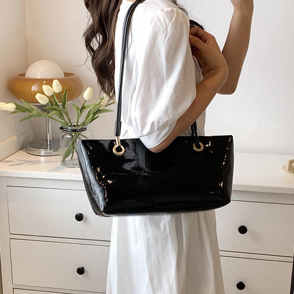 

Elegant Patent Leather Shoulder Bag Smooth Commuting Tote Bag Woman Girls чорний