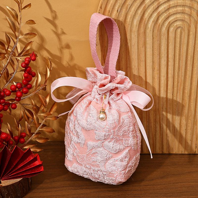 Elegant Handheld Wedding Candy Gift Boxes and Bags for Guests