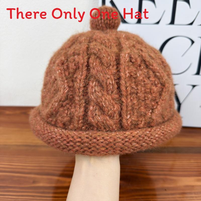Traditional Knit Cap For Men And Women Warm Winter Beanie With Pom Poms For Casual Wear