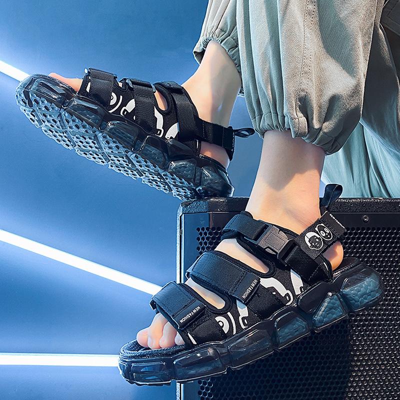 

Сандалии мужские для отдыха на открытом воздухе, летняя пляжная обувь для отдыха, сандалии на платформе 2024, новые легкие мужские сандалии с ремешком на щиколотке, плоская мультяшная обувь 39 чёрный