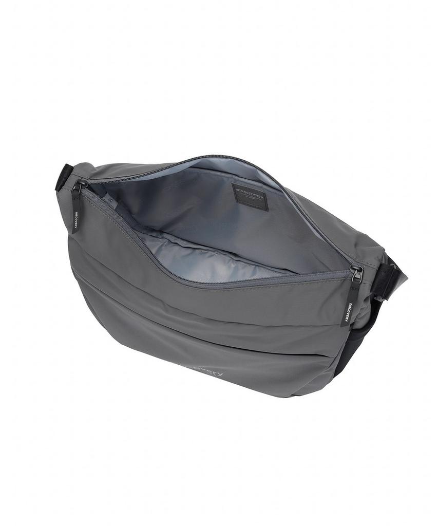 Discovery Expedition Airon Flap Large Crossbody Bag (D/Grey)