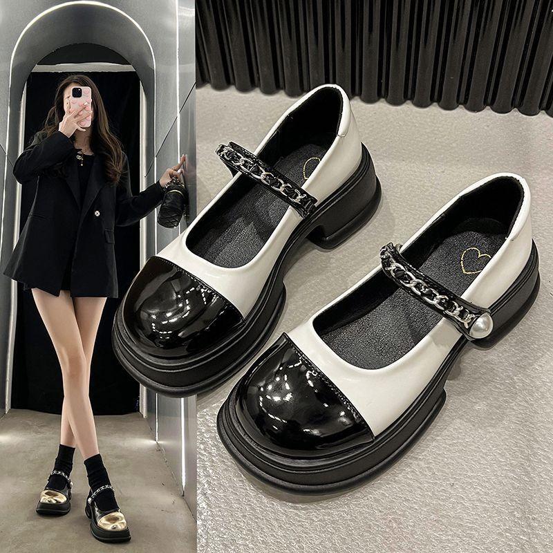 Thick-soled Mary Jane small leather shoes women's summer new one-word buckle round head French retro thick heel high heel single shoes