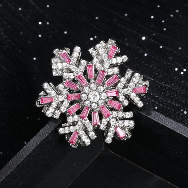 Elegant 3D Rotating Snowflake Brooch For Formal Event And Holiday Parties Crafted From Sturdy Alloy Material
