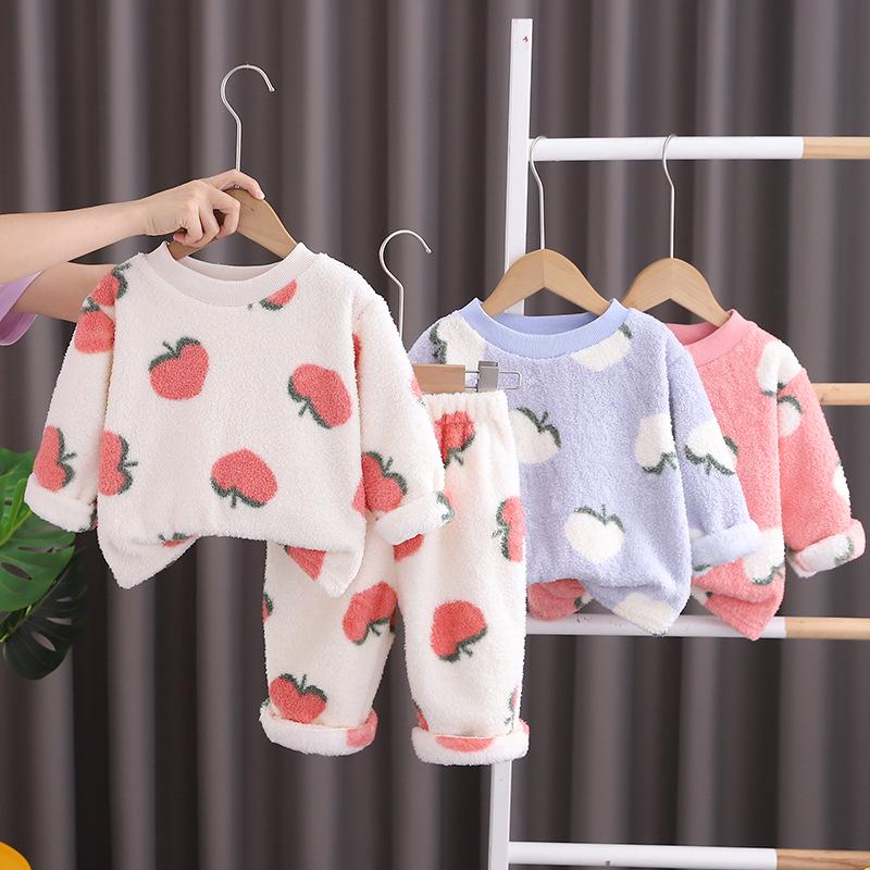 

2024 Autumn/Winter Kids Velvet Warm Flannel Two-Piece Pajama Set: Trendy Fruit Design for Boys & Girls 100 cm білий
