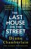 The Last House On the Street A Gripping Moving Story of Family Secrets from the Bestselling... 9781472271204