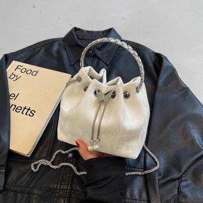 This Year's Popular Bag Women's 2025 New Niche Design Chain Messenger Bag Summer Pleated Bucket Bag