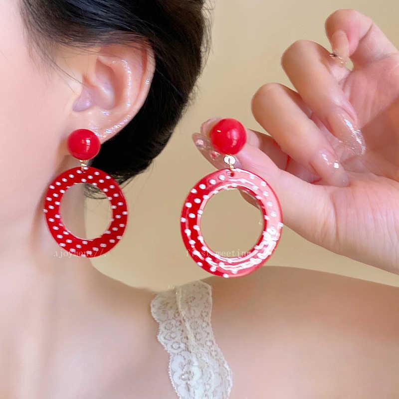 Resort Style Sunflower Earrings - Spring/Summer 2025 Collection for Women