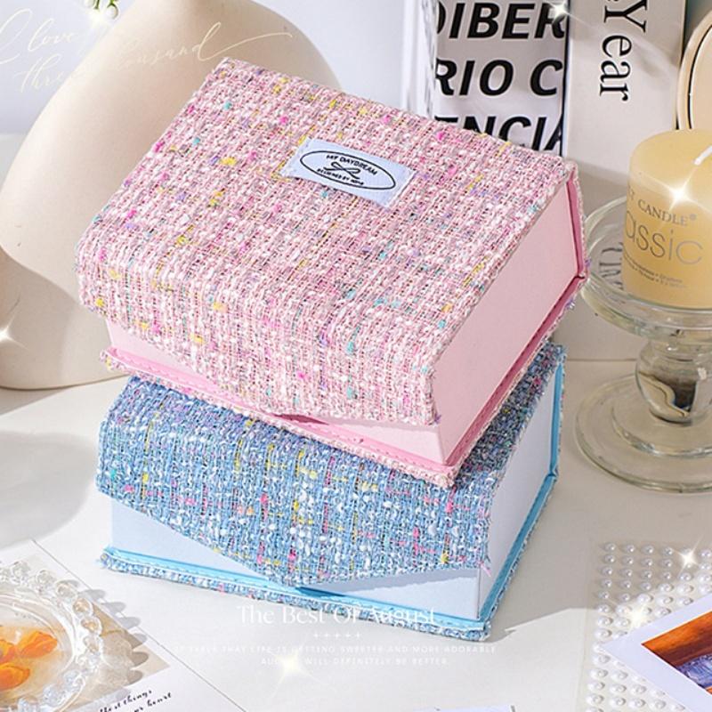 PU Desktop Card Holder with Magnetic Closure Cute Cartoon Dustproof Storage Box for Girls Students and Celebrity Po Collector