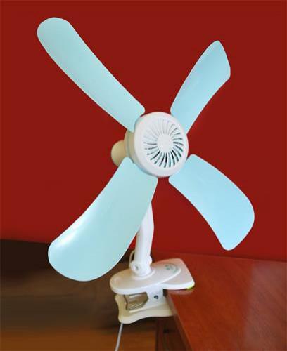 DO3 ENGLISH FAN 45 propeller with clip