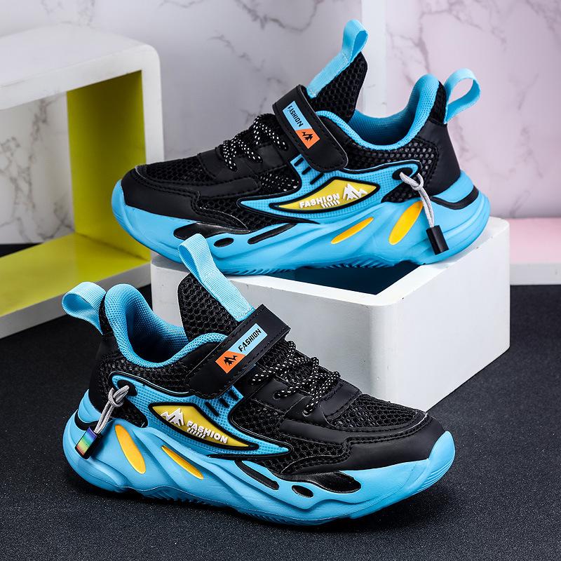 Spring and Autumn new mesh breathable children's sports shoes, light and non-slip boys' casual running shoes, Korean version of fashion shoes