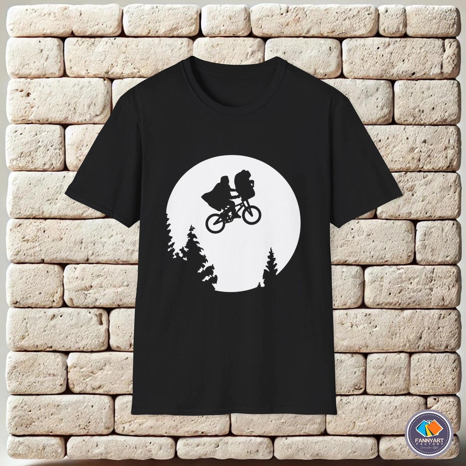 E.T. Bicycle Moon Silhouette Logo Unisex T-Shirt S