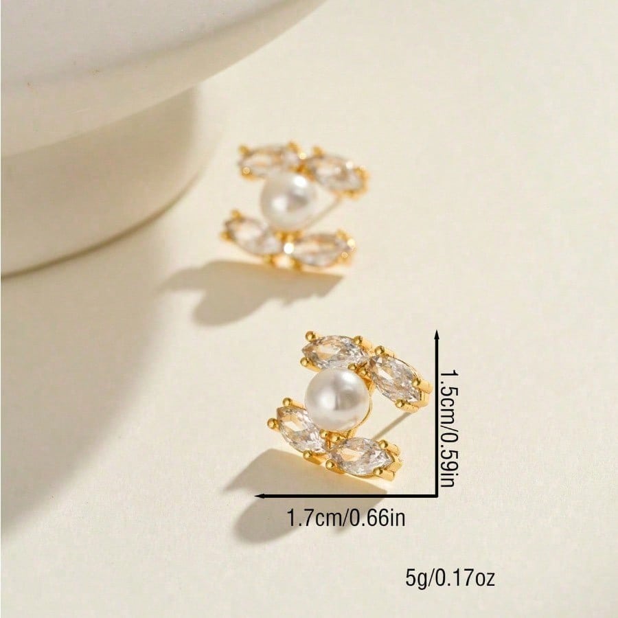 Silver-Tone Double C Earrings, Elegant & Cute, Suitable for Daily Wear and Gatherings
