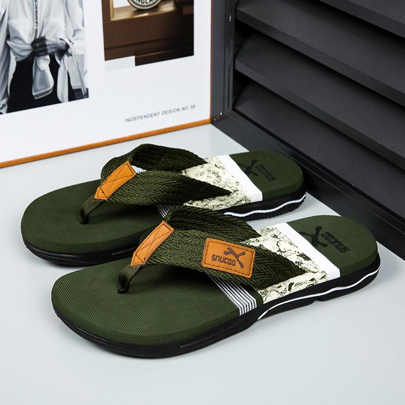 2025 European and American Fashion Slippers Men's Summer Travel Beach Flip-flops Outdoor Non-slip Slippers Foreign Trade Bed and Breakfast