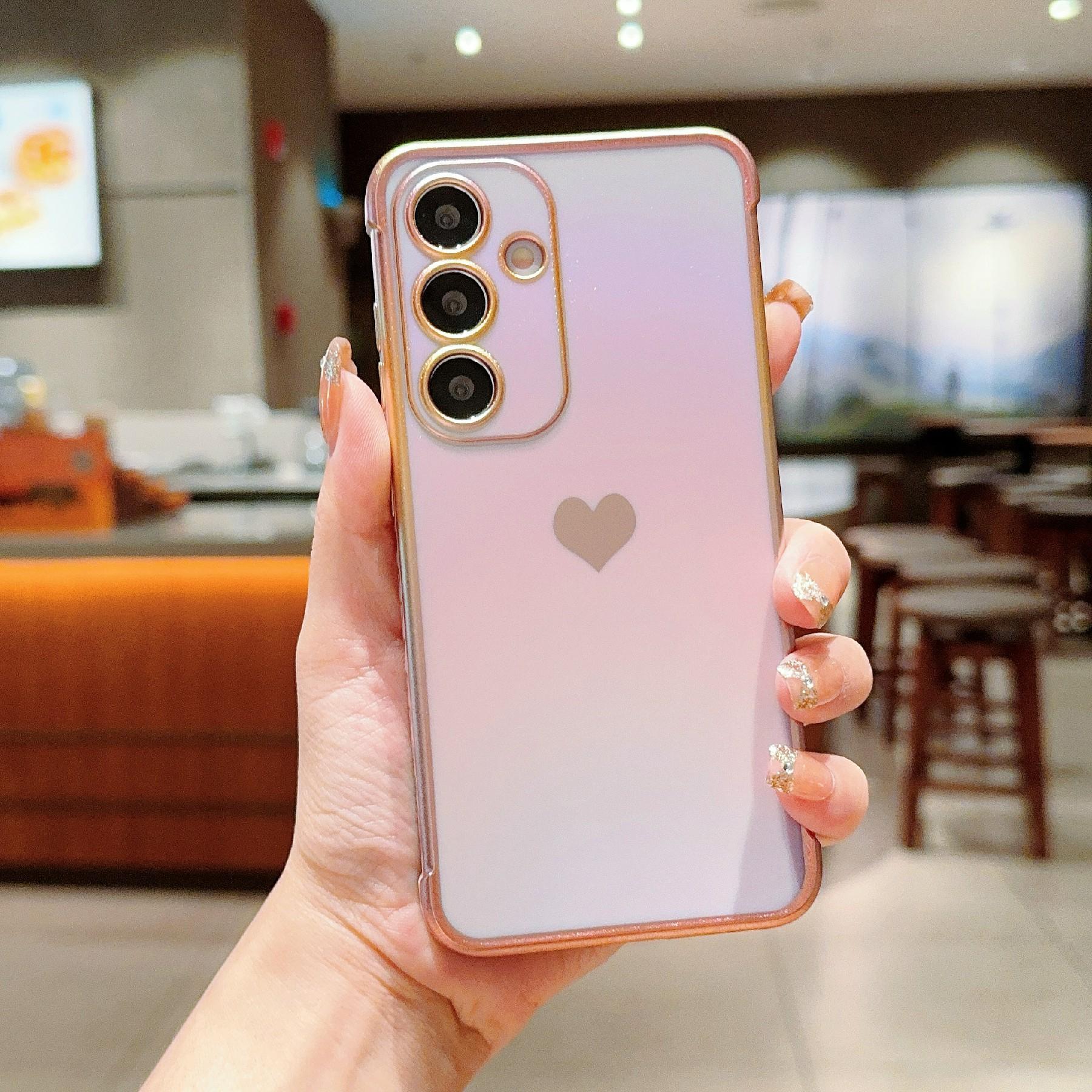 

For Samsung Galaxy S25+ Case Dazzling Design Electroplating Heart Pattern TPU Phone Cover Purple