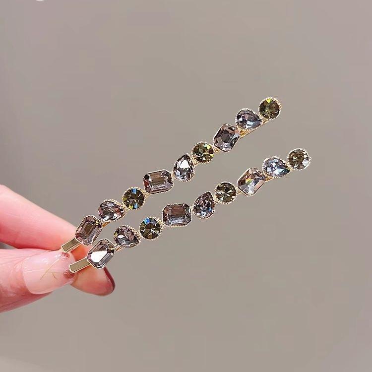 Retro Rhinestone Hair Clip: Versatile Fashion Accessory for Sideburns and Bangs
