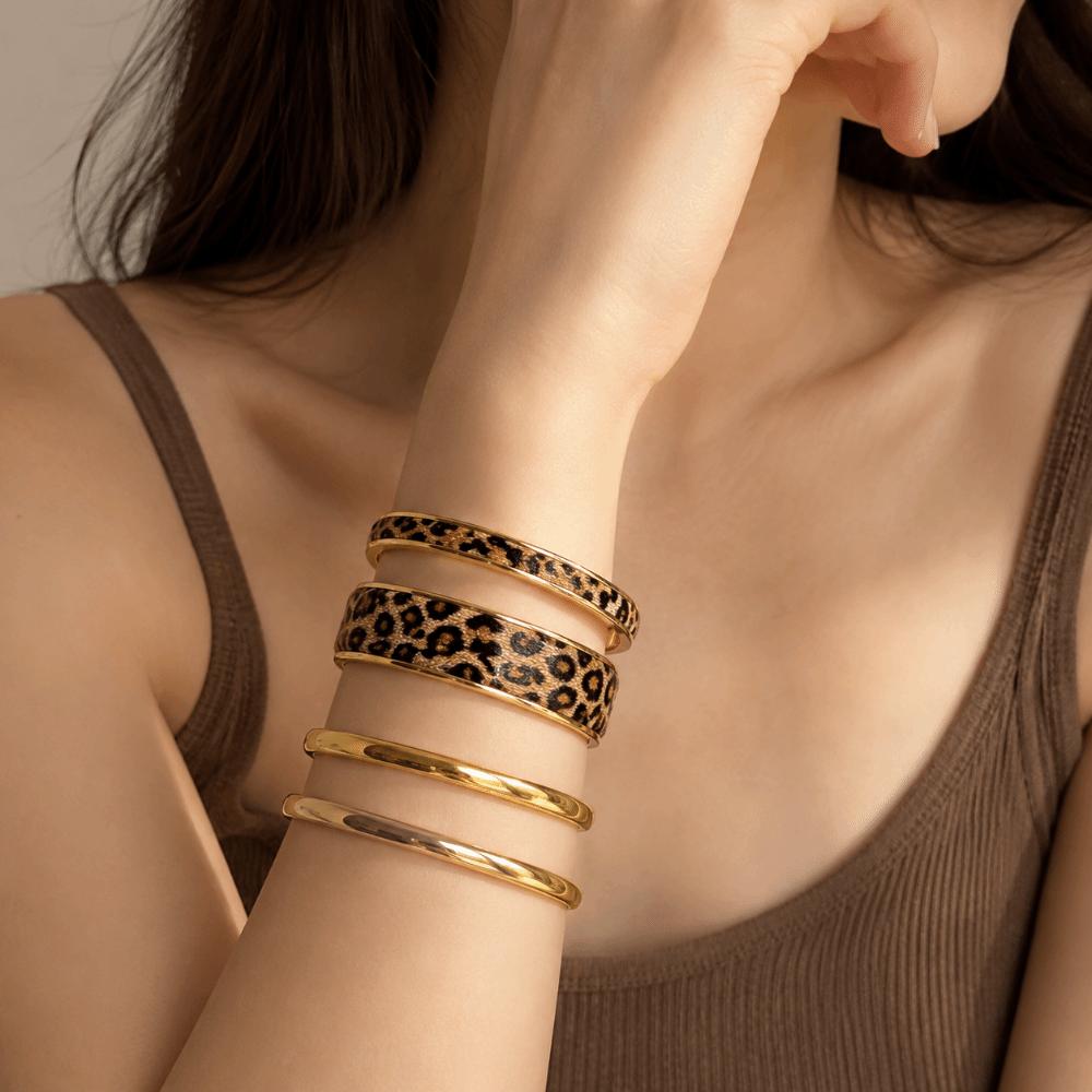 4Pcs Elegant Leopard Print Bangle Set Bohemian Style Open Bangle Stacking Bracelets Jewelry Gift