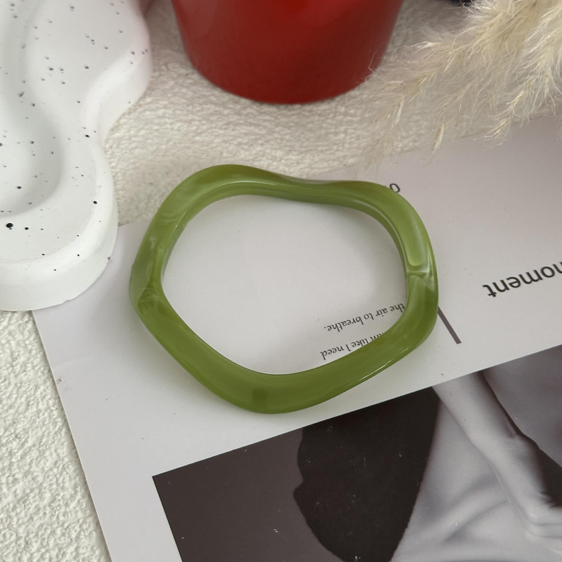 

8 Style Green Acrylic Bracelets for Women Bamboo Joint Vintage Irregular Geometric Elasticit Bangles Jewelry Fashion Pulseras