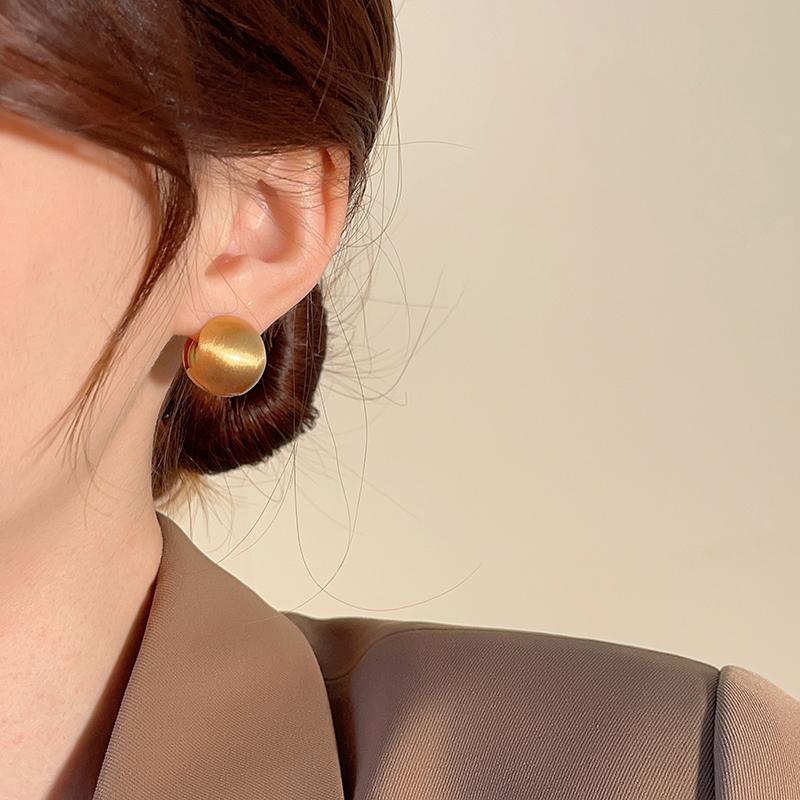 Vintage Exaggerated French Hoop Earrings Luxurious High-End Feel Matte Gold Color Beans Banquet Jewelry Gifts